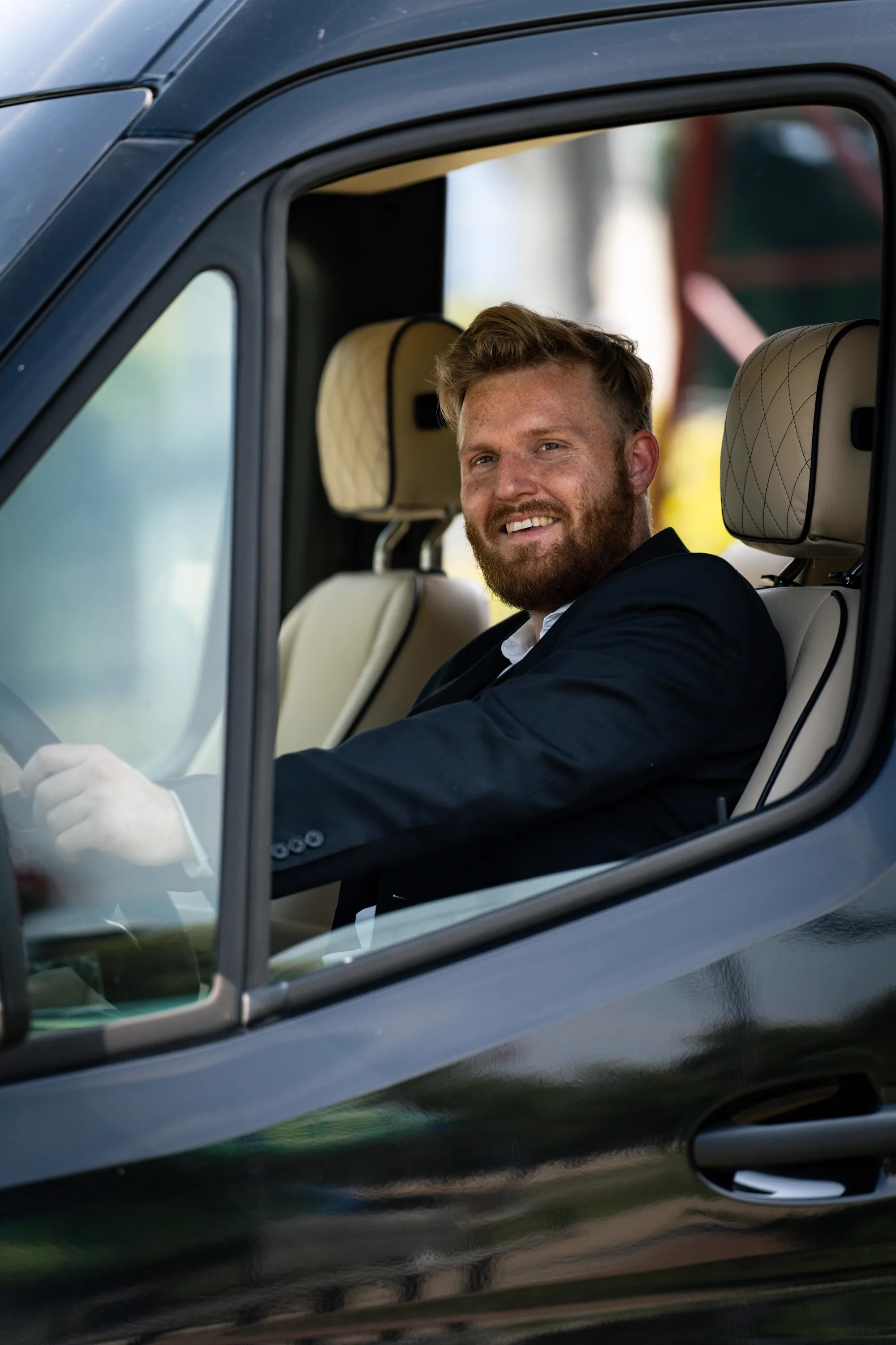 STS Nashville professional chauffeur at golden hour