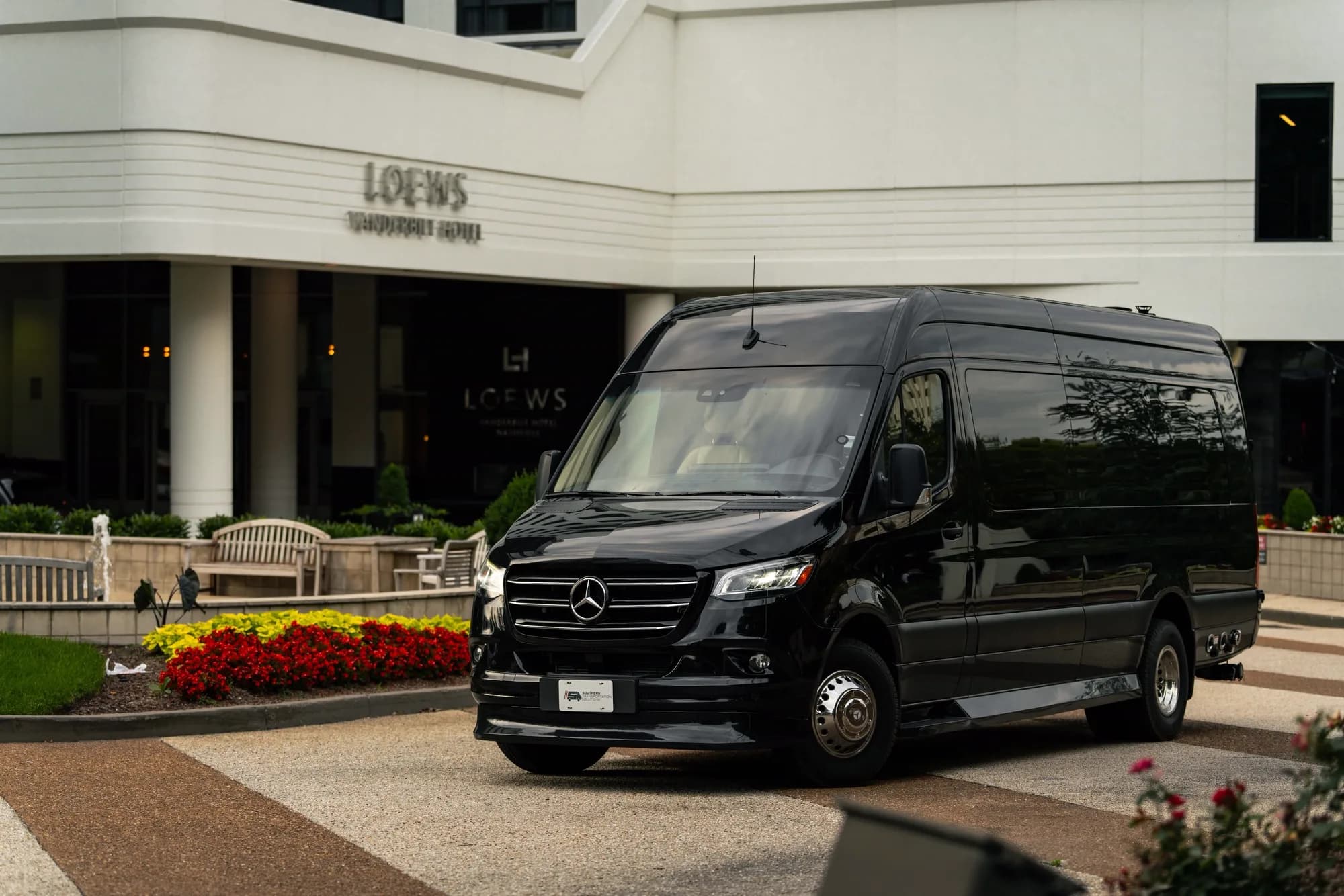 Jet-Style Sprinter arriving at a downtown Nashville luxury hotel